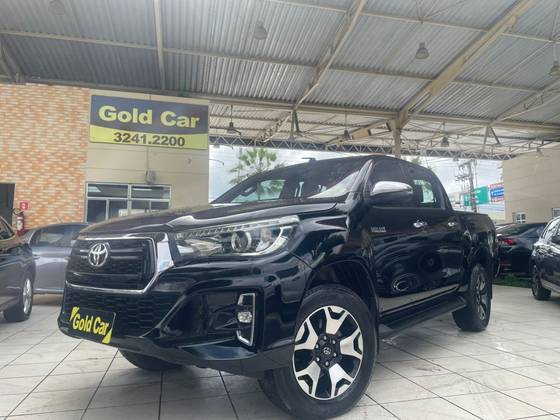 TOYOTA HILUX 2.8 SRX 4X4 CD 16V DIESEL 4P AUTOMÁTICO
